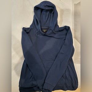 Quince maternity and nursing friendly sweatshirt. Size x small in navy blue